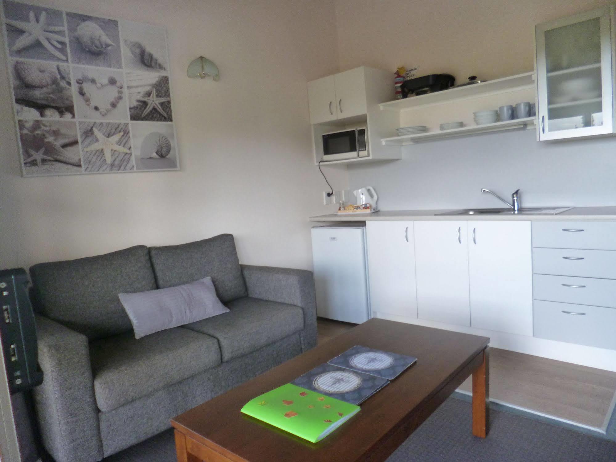 Opua Boutique Seaview Motel Esterno foto