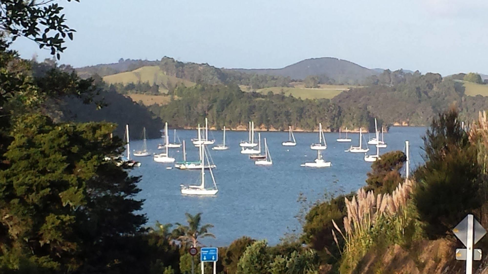 Opua Boutique Seaview Motel Esterno foto